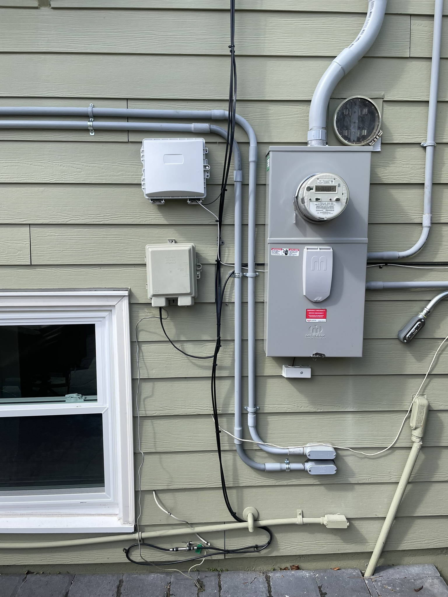 High Voltage Electrical Hookup